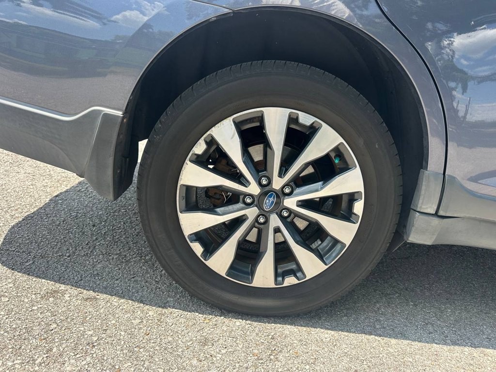 2015 Subaru Outback Image 29