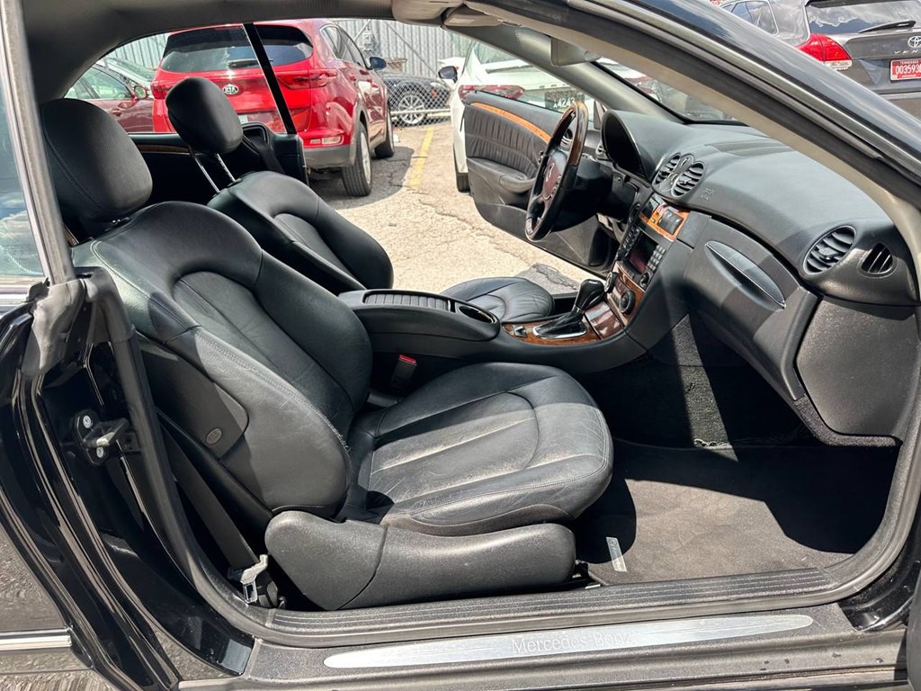 2008 Mercedes-Benz CLK-Class Image 18
