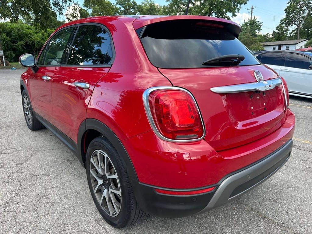 2016 FIAT 500 Image 9