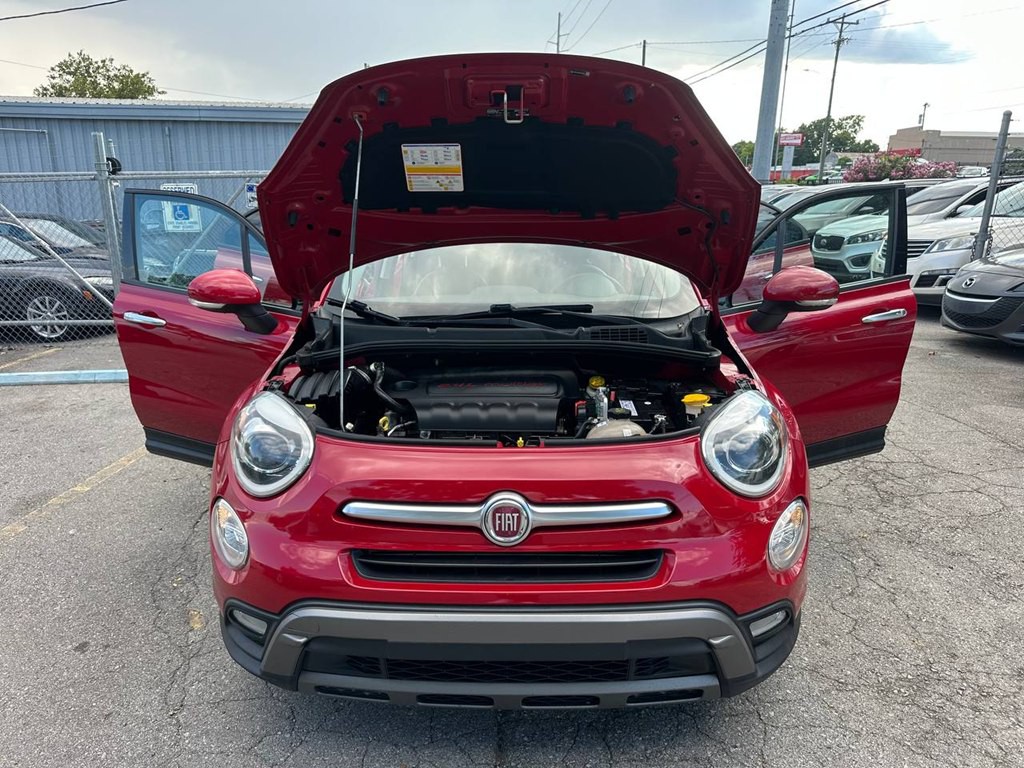 2016 FIAT 500 Image 10