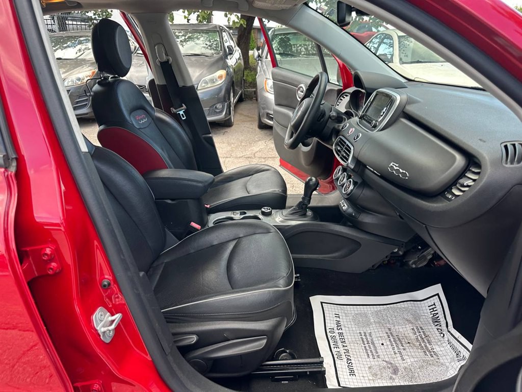 2016 FIAT 500 Image 23