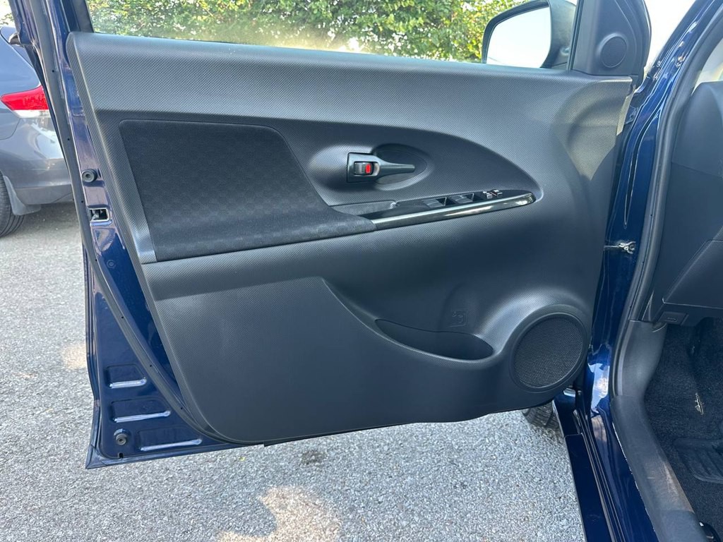 2010 Scion xD Image 16