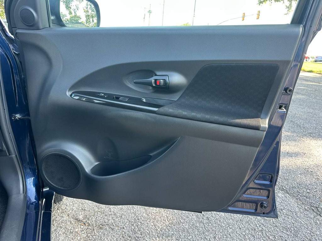 2010 Scion xD Image 26