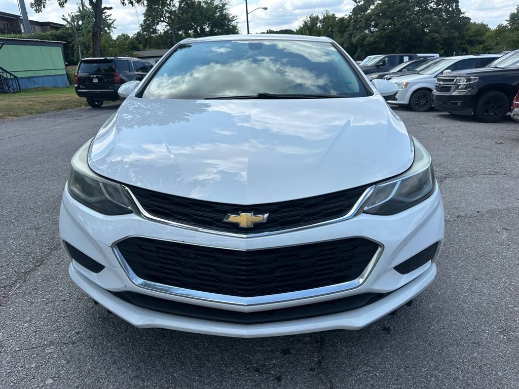2018 Chevrolet Cruze Image 4