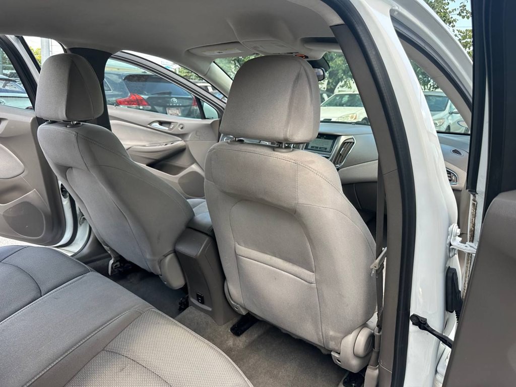2018 Chevrolet Cruze Image 21