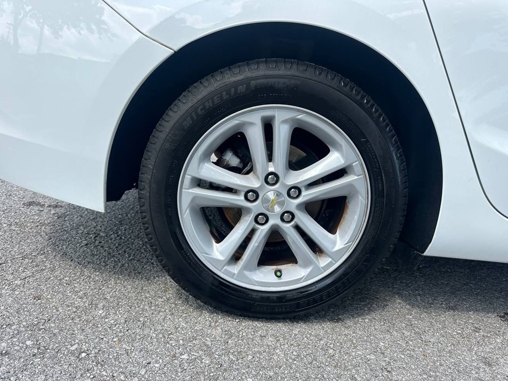 2018 Chevrolet Cruze Image 28
