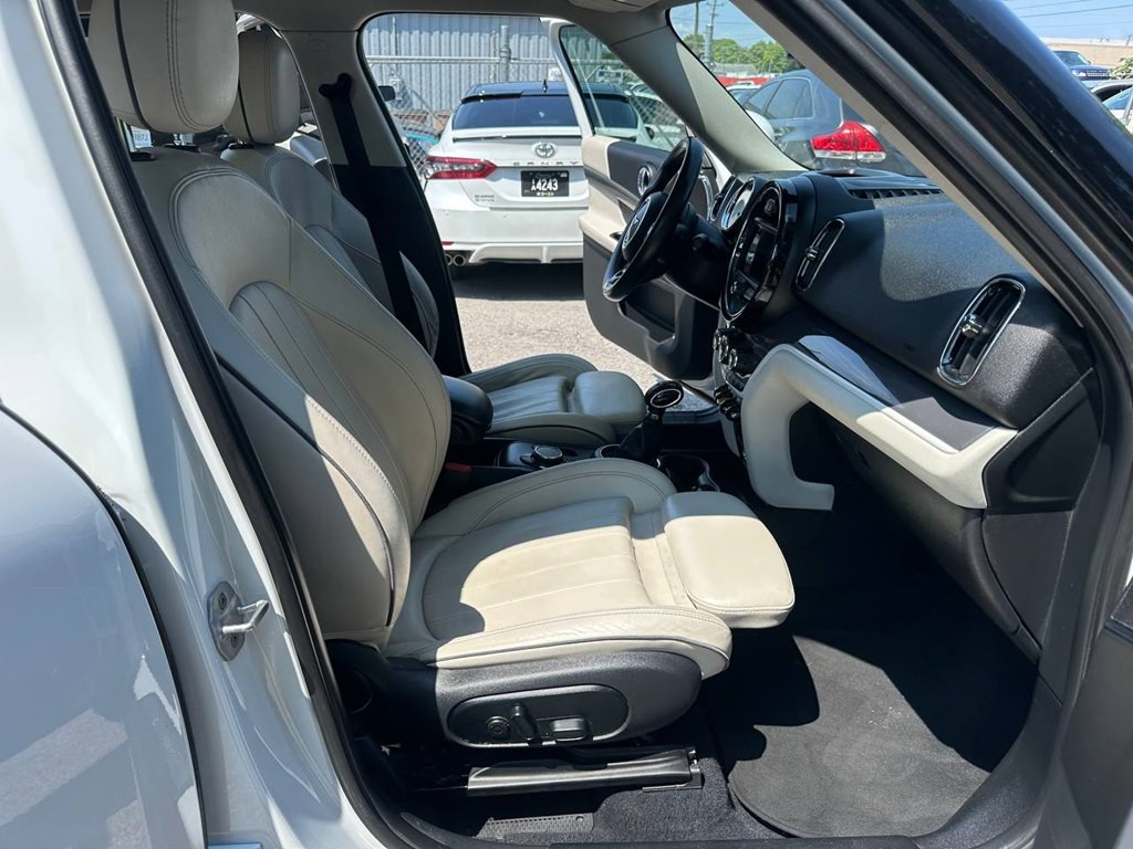 2019 MINI Cooper Image 20