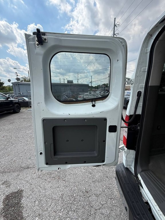 2014 Nissan NV Image 10