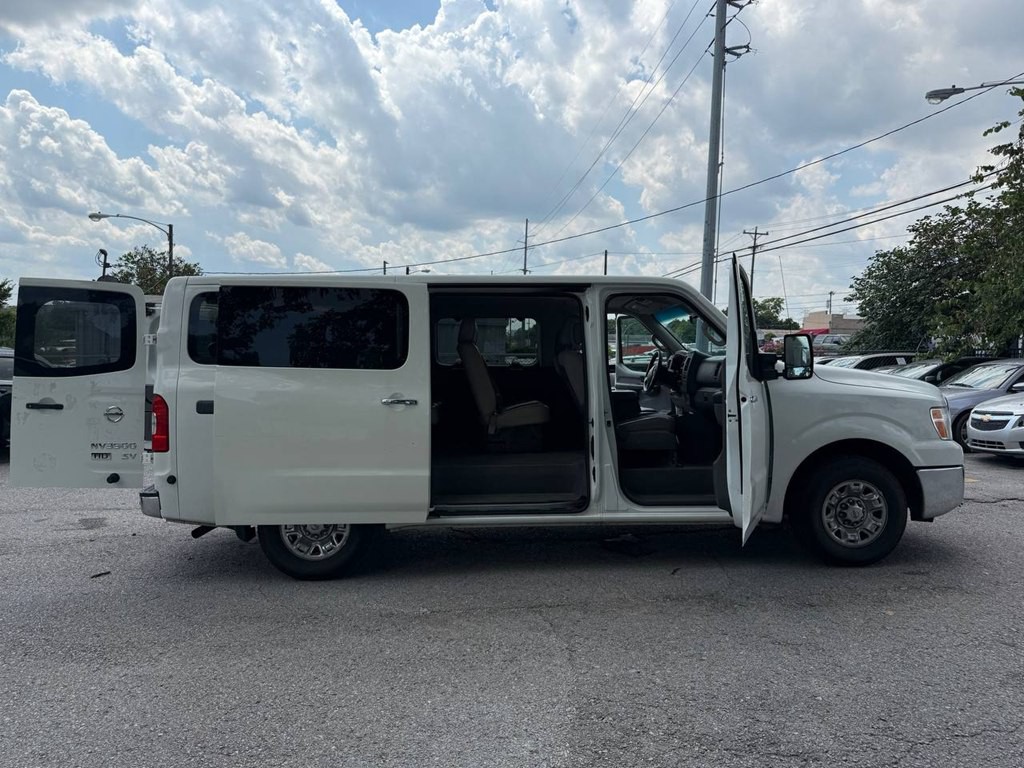 2014 Nissan NV Image 14