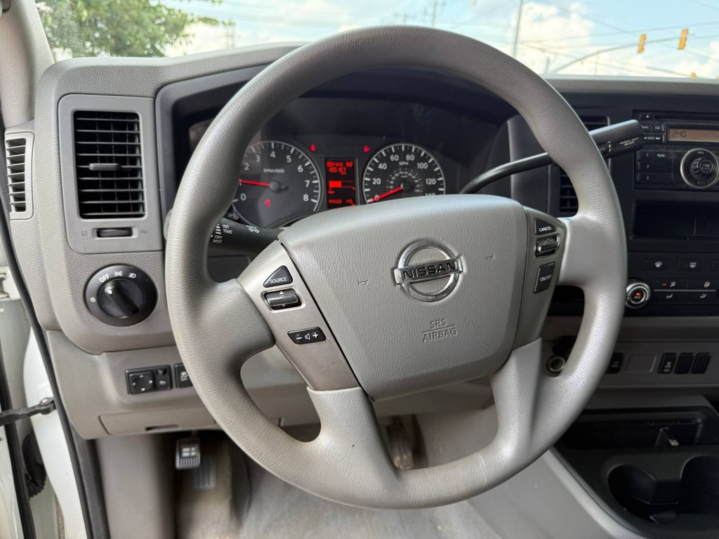 2014 Nissan NV Image 26