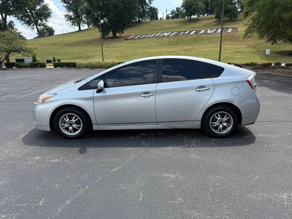 2010 Toyota Prius Image 8
