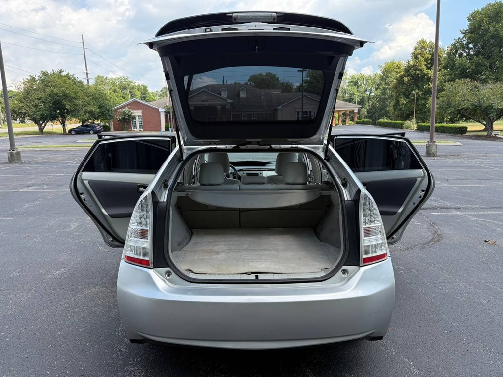 2010 Toyota Prius Image 11