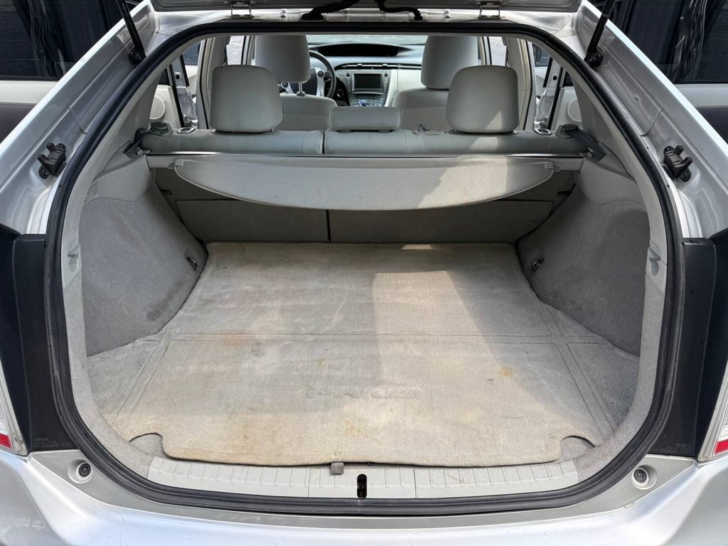 2010 Toyota Prius Image 12