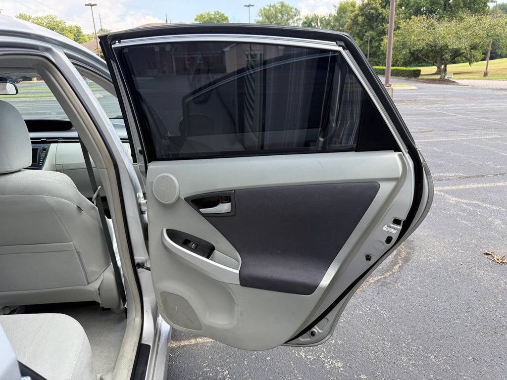 2010 Toyota Prius Image 15