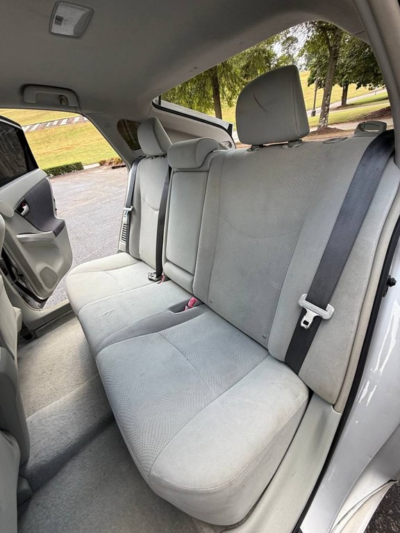 2010 Toyota Prius Image 21