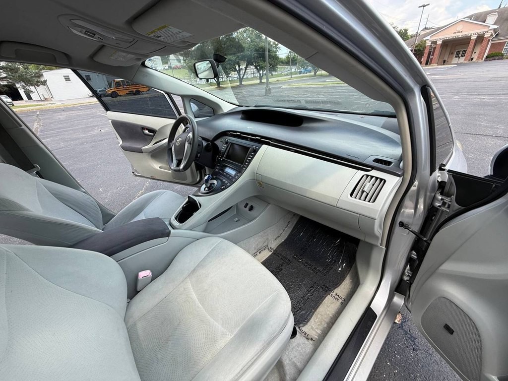 2010 Toyota Prius Image 27