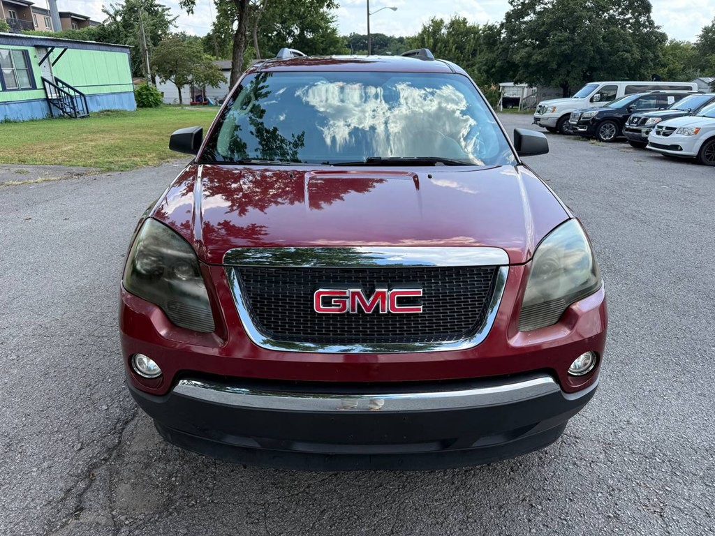 2010 GMC Acadia Image 2