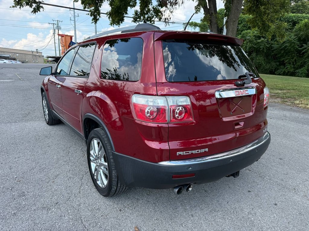 2010 GMC Acadia Image 7