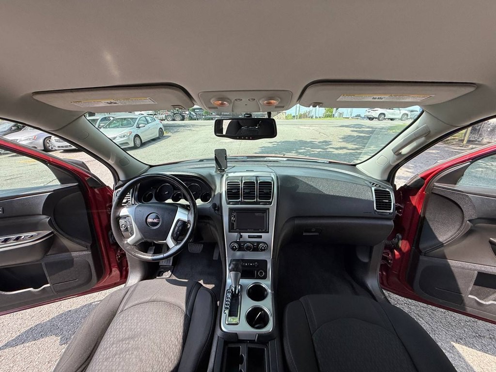 2010 GMC Acadia Image 28