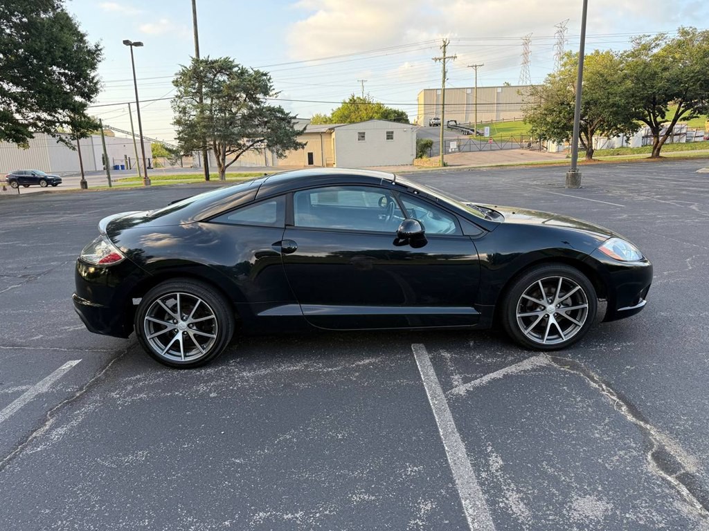 2011 Mitsubishi Eclipse Image 5