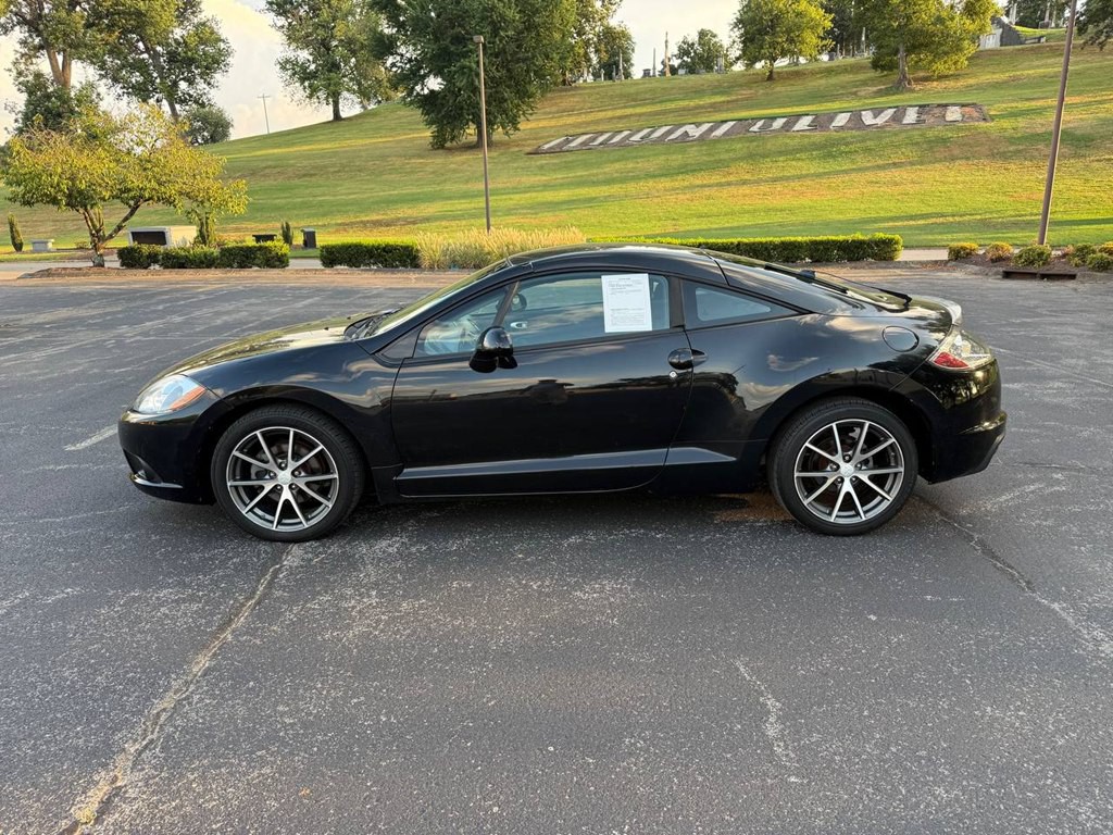2011 Mitsubishi Eclipse Image 9