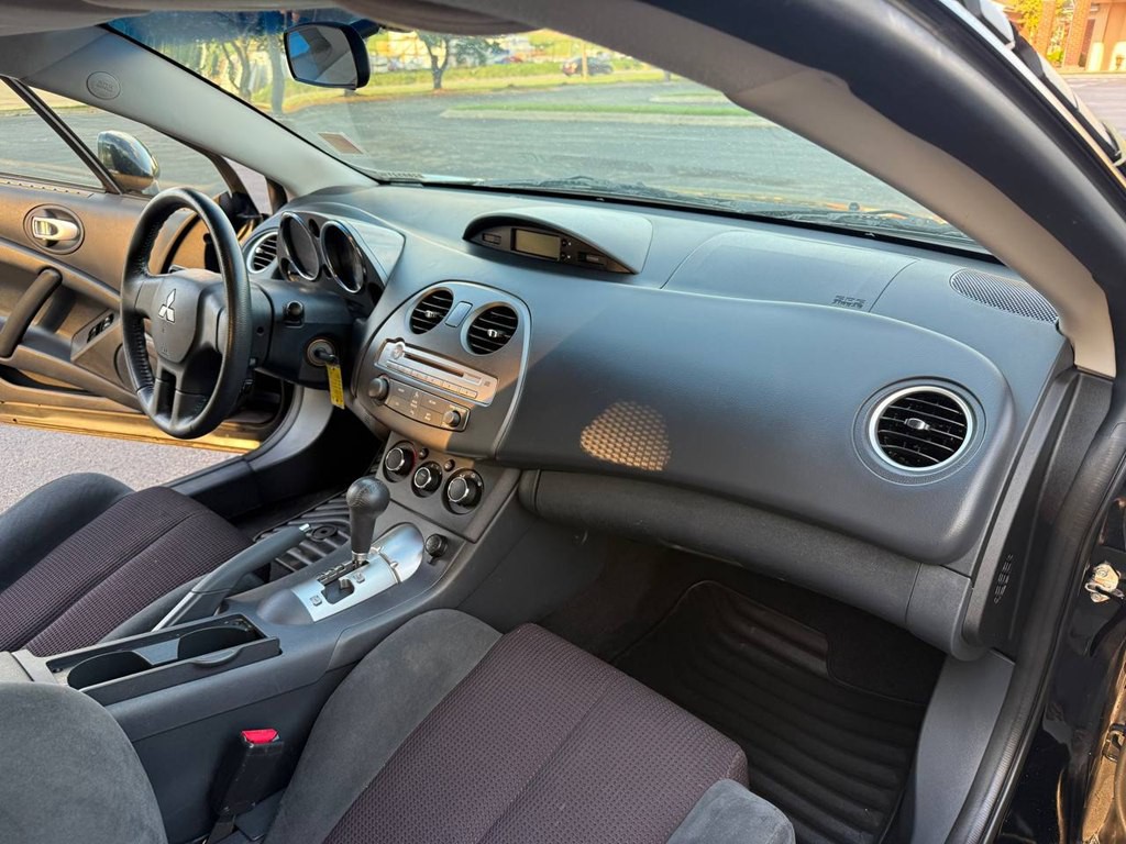 2011 Mitsubishi Eclipse Image 22