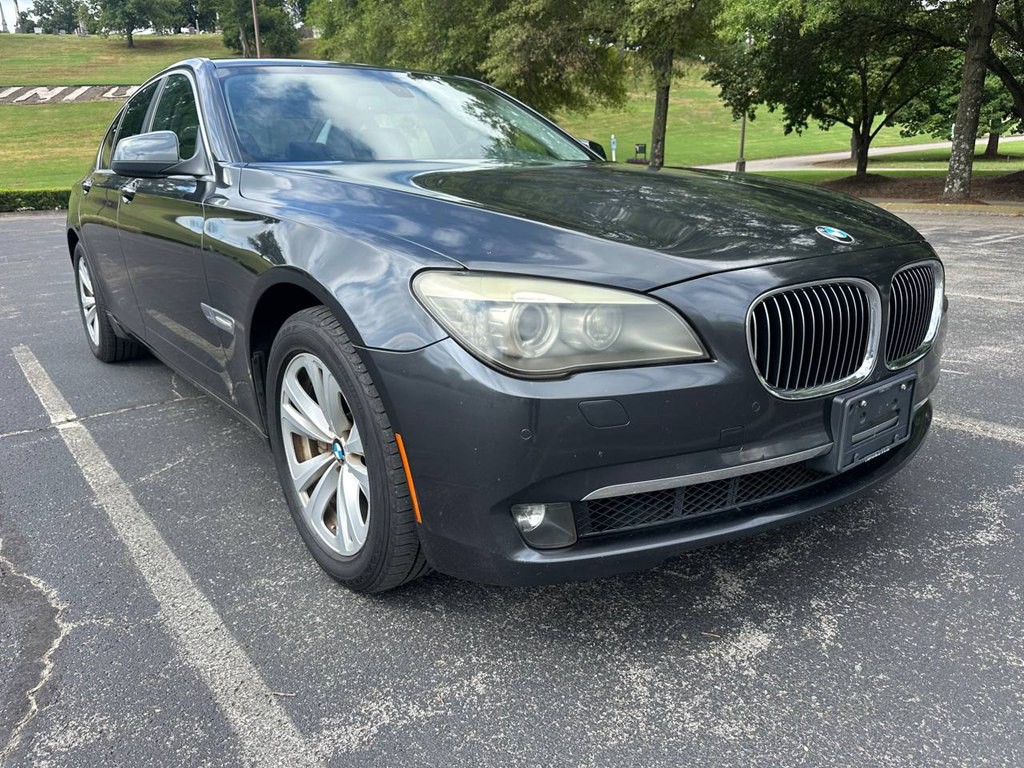 2012 BMW 7 Series Image 4
