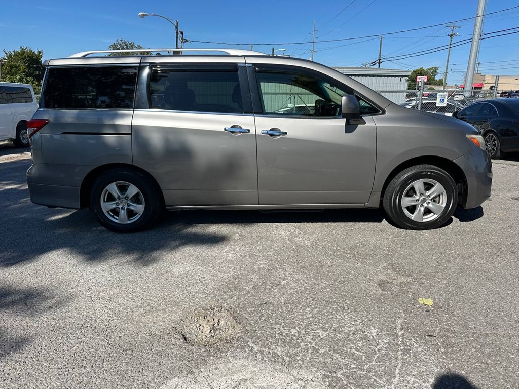 2013 Nissan Quest Image 5