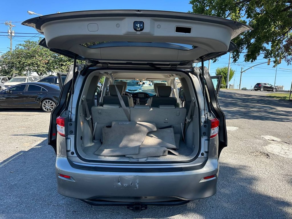 2013 Nissan Quest Image 13