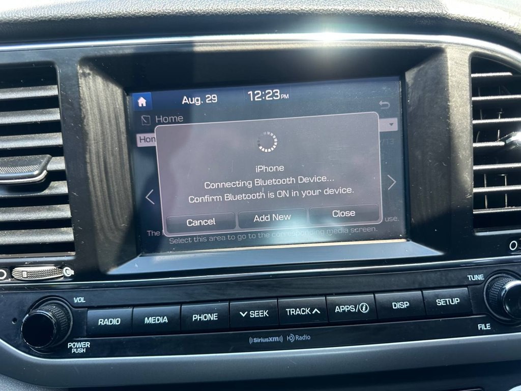 2017 Hyundai Elantra Image 29