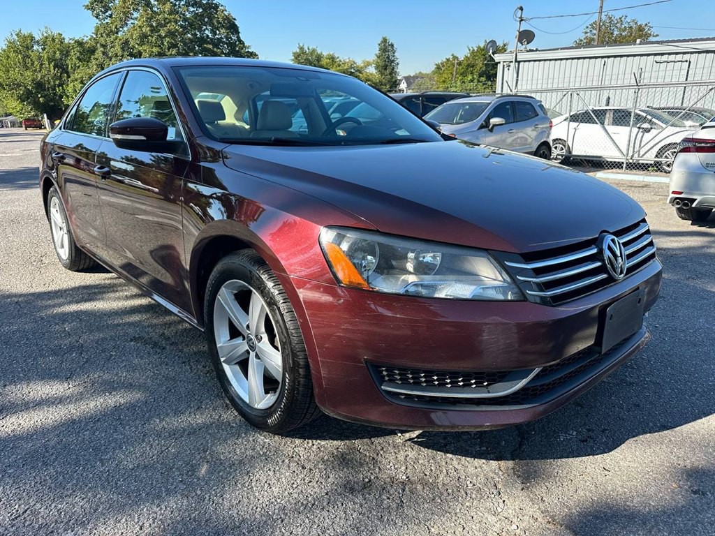 2014 Volkswagen Passat Image 4
