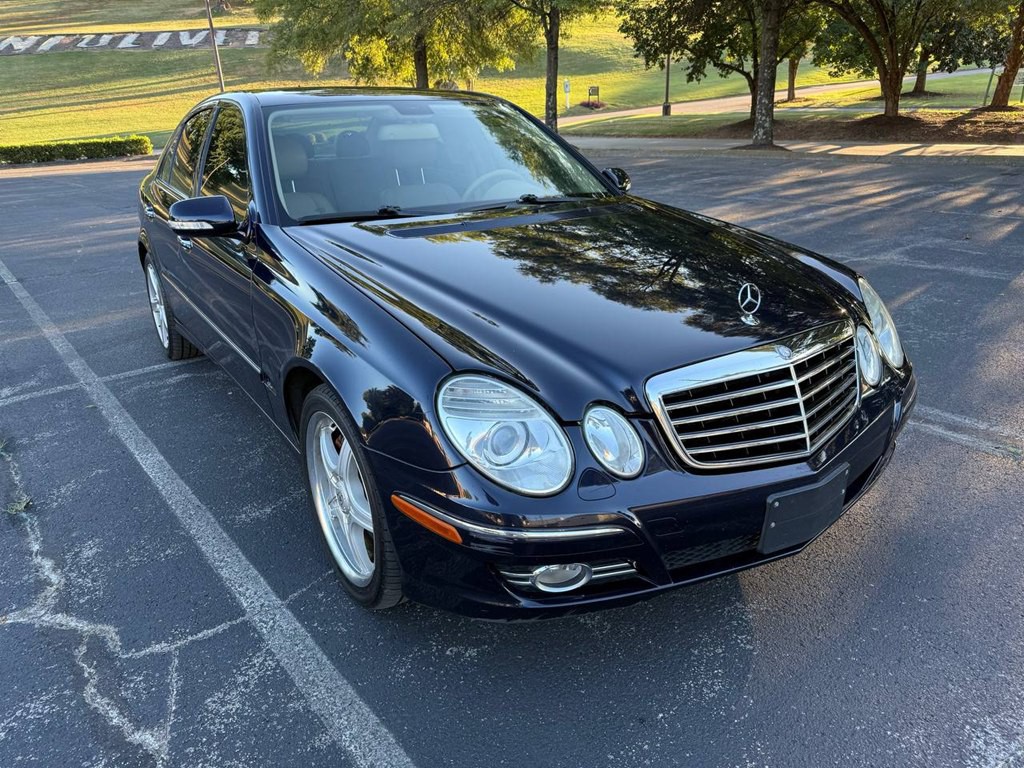2008 Mercedes-Benz E-Class Image 3