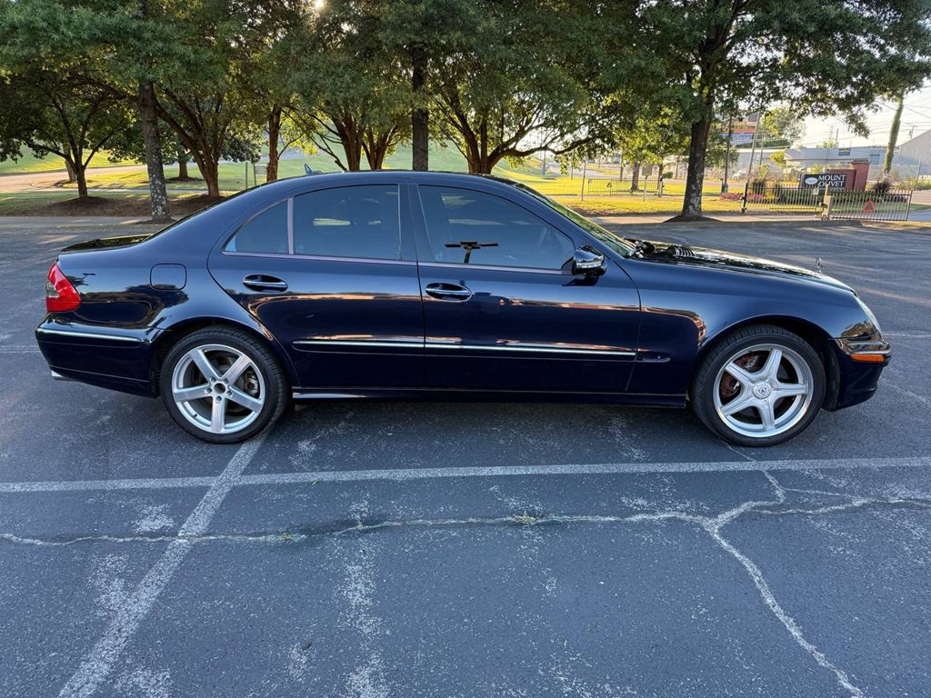 2008 Mercedes-Benz E-Class Image 4