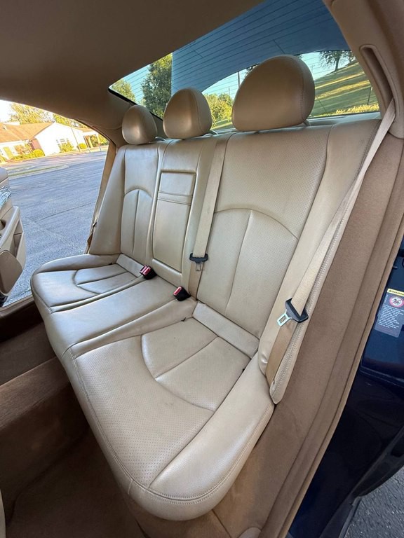 2008 Mercedes-Benz E-Class Image 21
