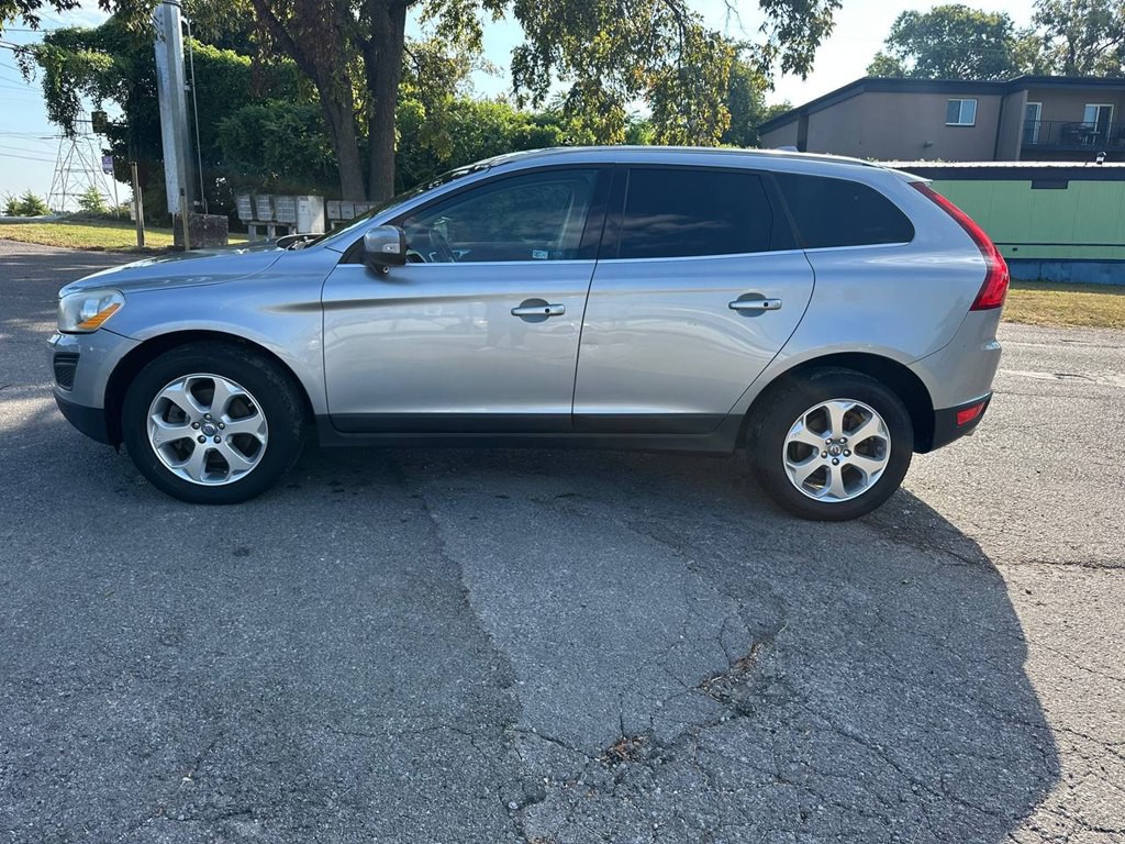 2013 Volvo XC60 Image 10