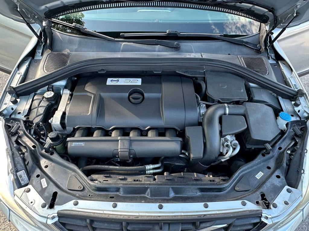2013 Volvo XC60 Image 11