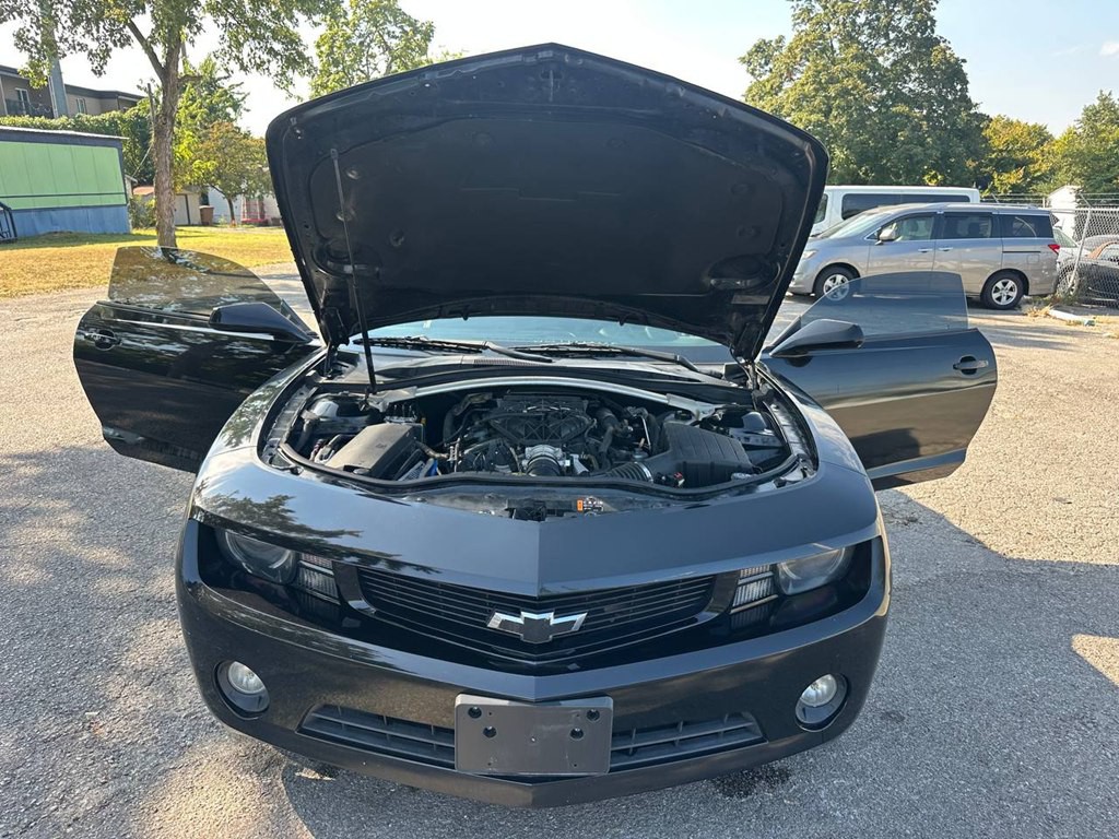 2012 Chevrolet Camaro Image 11