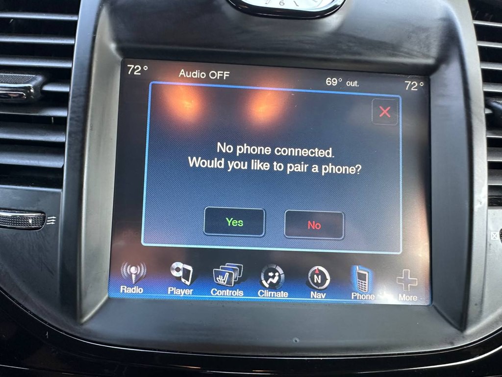 2012 Chrysler 300 Image 39