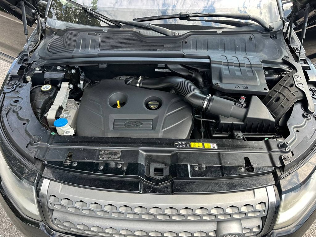2017 Land Rover Range Rover Evoque Image 11