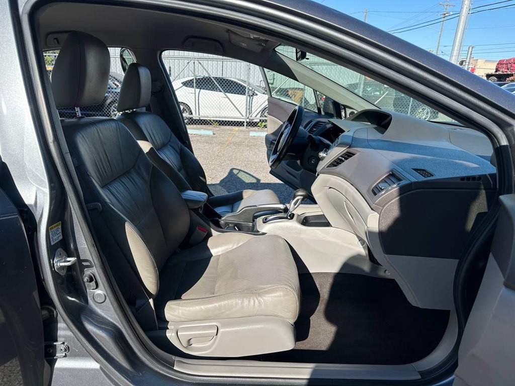 2012 Honda Civic Image 24