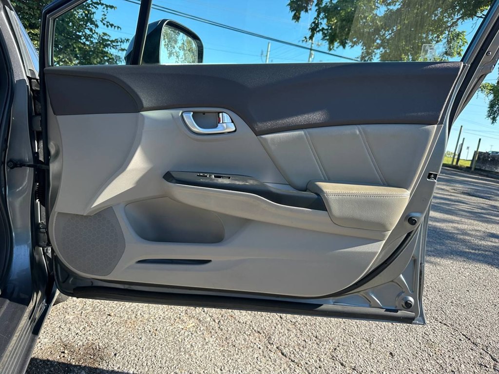 2012 Honda Civic Image 26