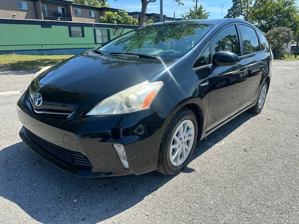 2012 Toyota Prius Image 2