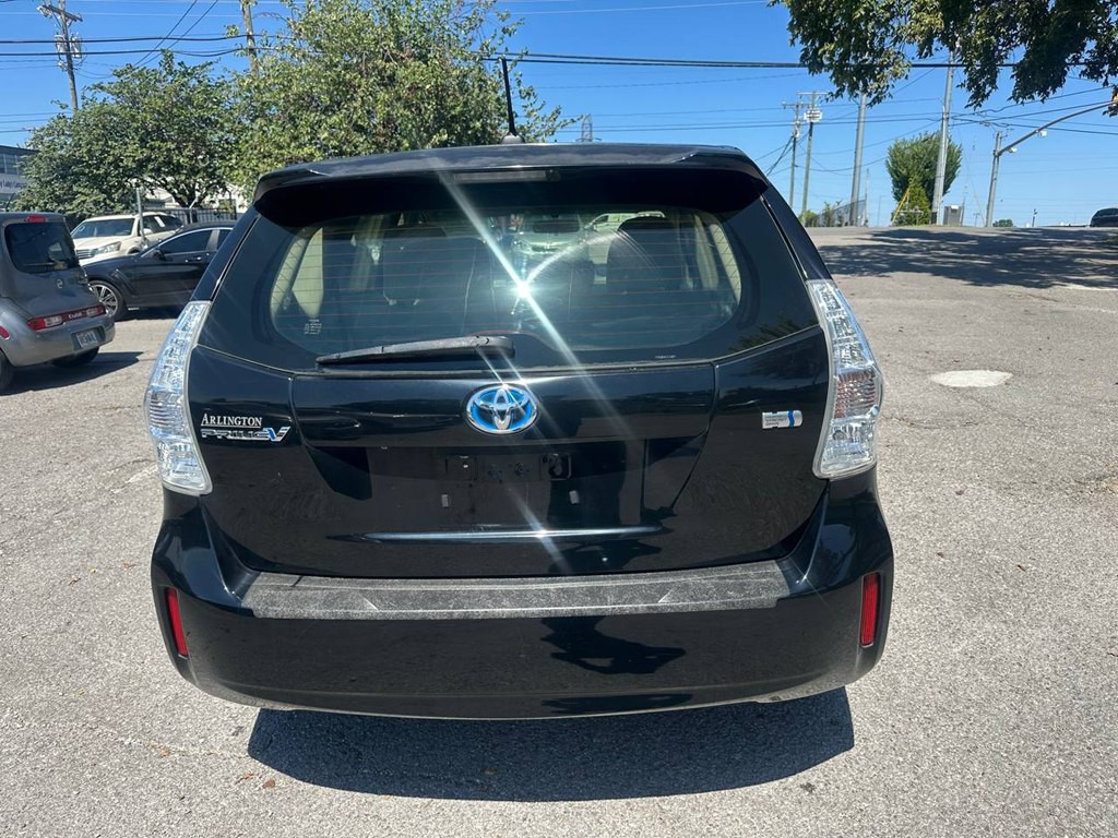 2012 Toyota Prius Image 7