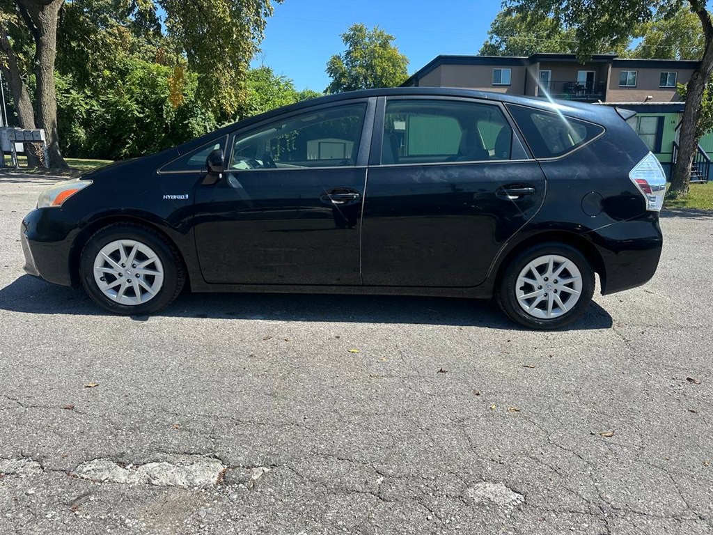 2012 Toyota Prius Image 9