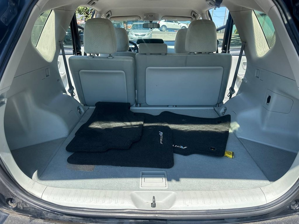 2012 Toyota Prius Image 13