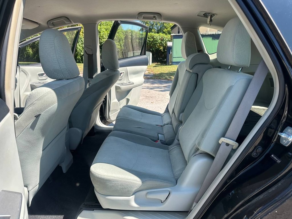 2012 Toyota Prius Image 17