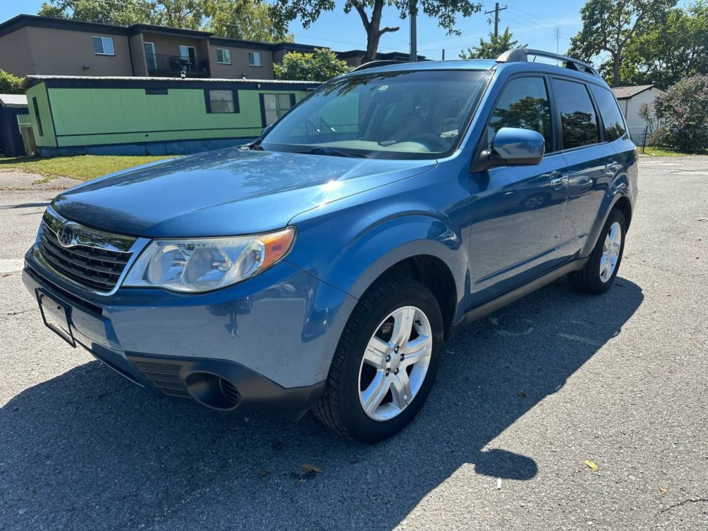 2010 Subaru Forester Image 2
