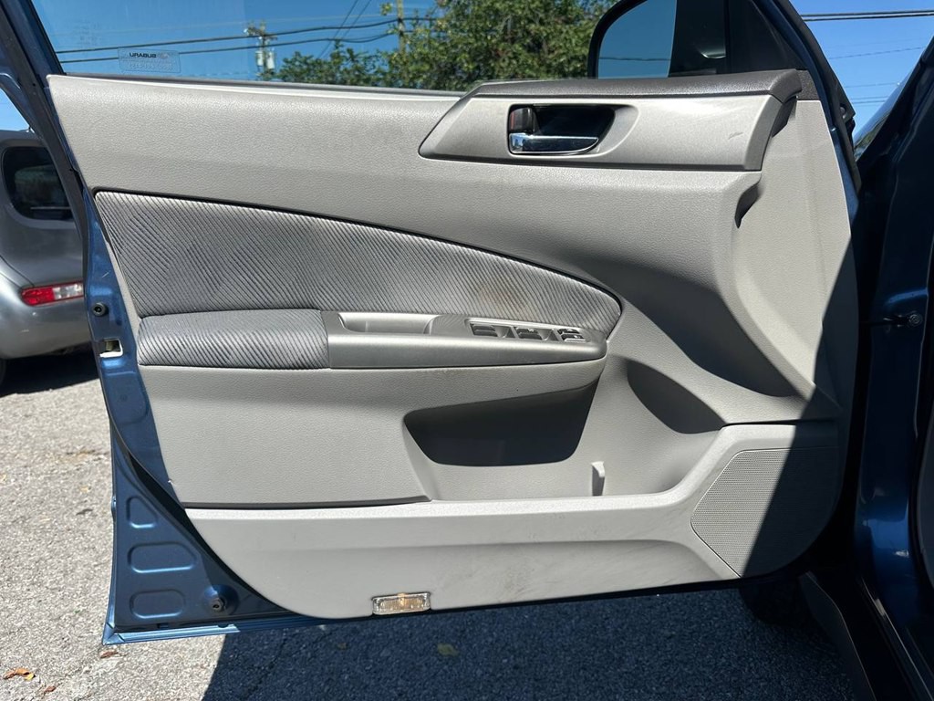 2010 Subaru Forester Image 16