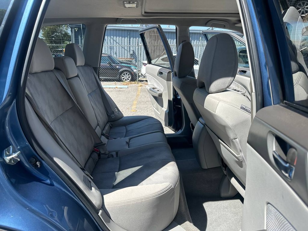 2010 Subaru Forester Image 21