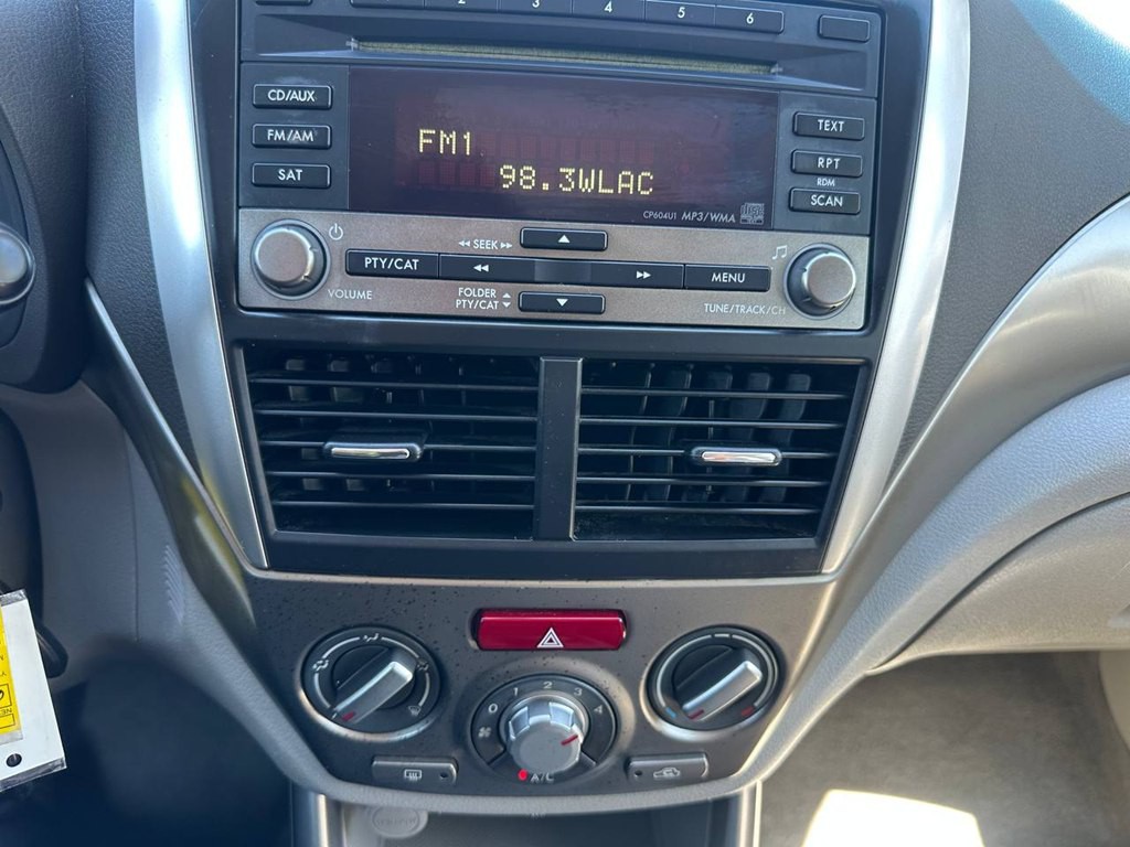 2010 Subaru Forester Image 33